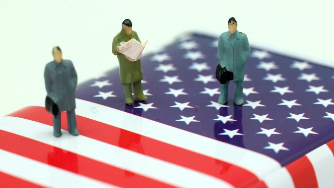 战火背后的巨额账单:当“烧钱”成为常态,谁在为军事博弈买单? 新闻