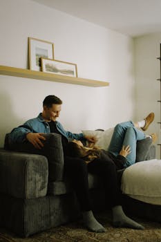 HALOPLUS策略引领市场新风向；现金流ETF全指成交活跃度显著提升。