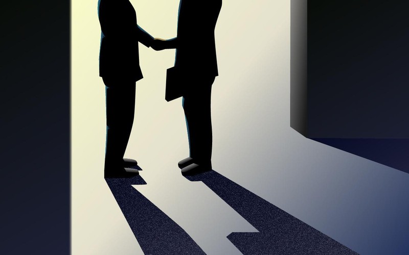 纺织代工企业盛泰集团业绩承压;高负债环境下寻求突破;股东减持引发思考。 股票财经