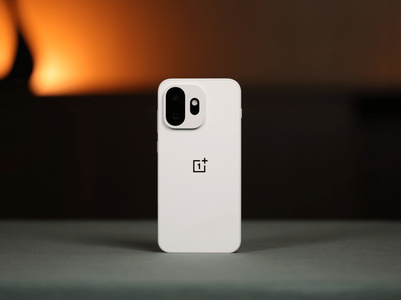 极致堆叠的艺术：一加15T重塑单手旗舰的边界与哲学