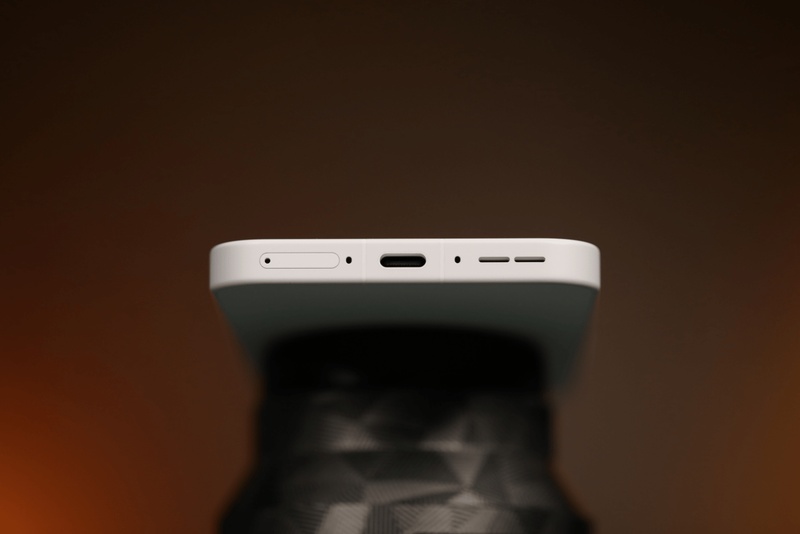 极致堆叠的艺术:一加15T重塑单手旗舰的边界与哲学 手机评测