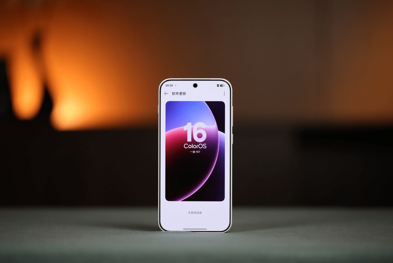 极致堆叠的艺术:一加15T重塑单手旗舰的边界与哲学 手机评测