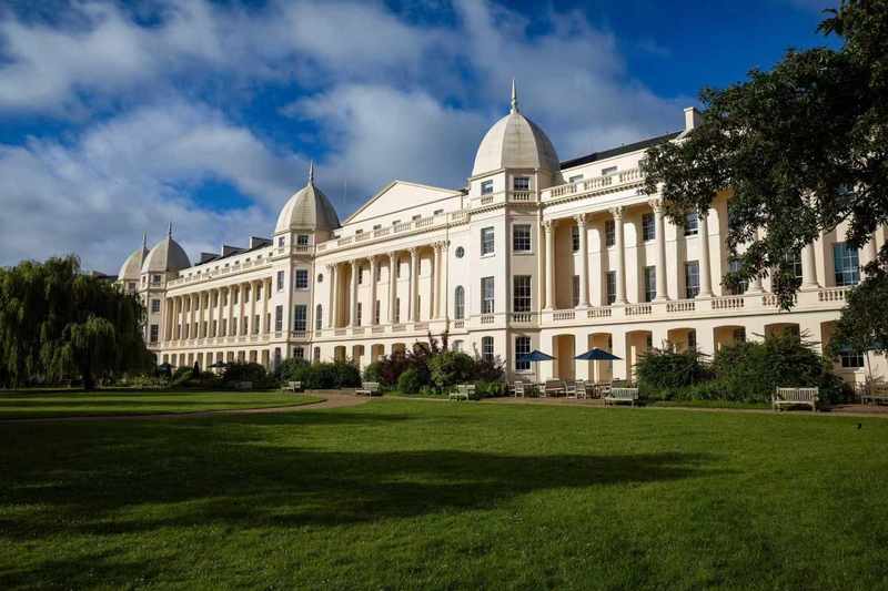 深层解构:全球博弈下的企业出海,为何是一场“体系化”的生存哲学? 企业服务