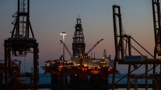  复盘中东局势的蝴蝶效应：从决策失误到外交博弈的生存法则 新闻