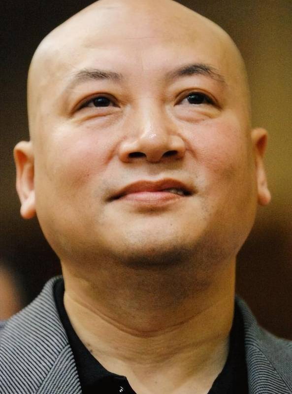  从京剧世家到春晚焦点：一张旧照解码迟重瑞的气质密码 娱乐新闻