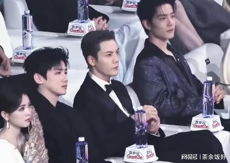 技术视角下的盛典“胶水门”：一场关于执行力与细节管理的深度复盘