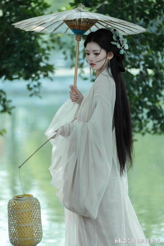  从前期策划到后期调色：古风春意人像创作的全流程技术拆解 影视小说