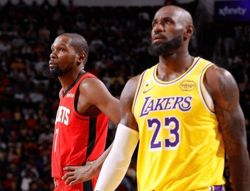 约基奇单赛季包揽篮板助攻王:中锋位置的革命性突破与NBA数据演进史 体育新闻 约基奇单赛季包揽篮板助攻王:中锋位置的革命性突破与NBA数据演进史 体育新闻