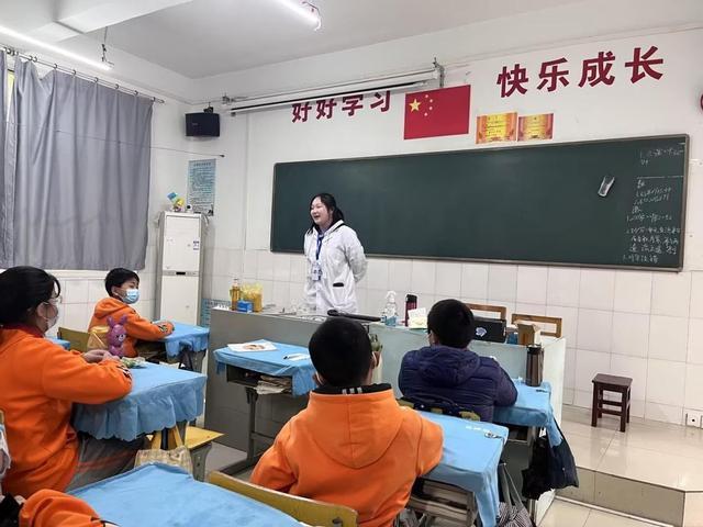 从40场学术报告到全国一等奖：一位00后科研新星的“松弛”成长方法论