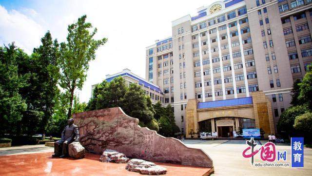 成都工业学院思政精品建设：11项目入选的深层逻辑与可复制路径