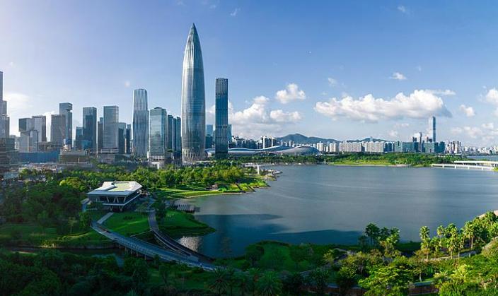 龙华宅地溢价40%背后的市场逻辑:数据拆解与趋势研判 房产家居