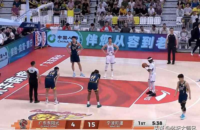 【深度复盘】广东爆冷负宁波:外援单干困局与团队篮球的断裂 体育新闻